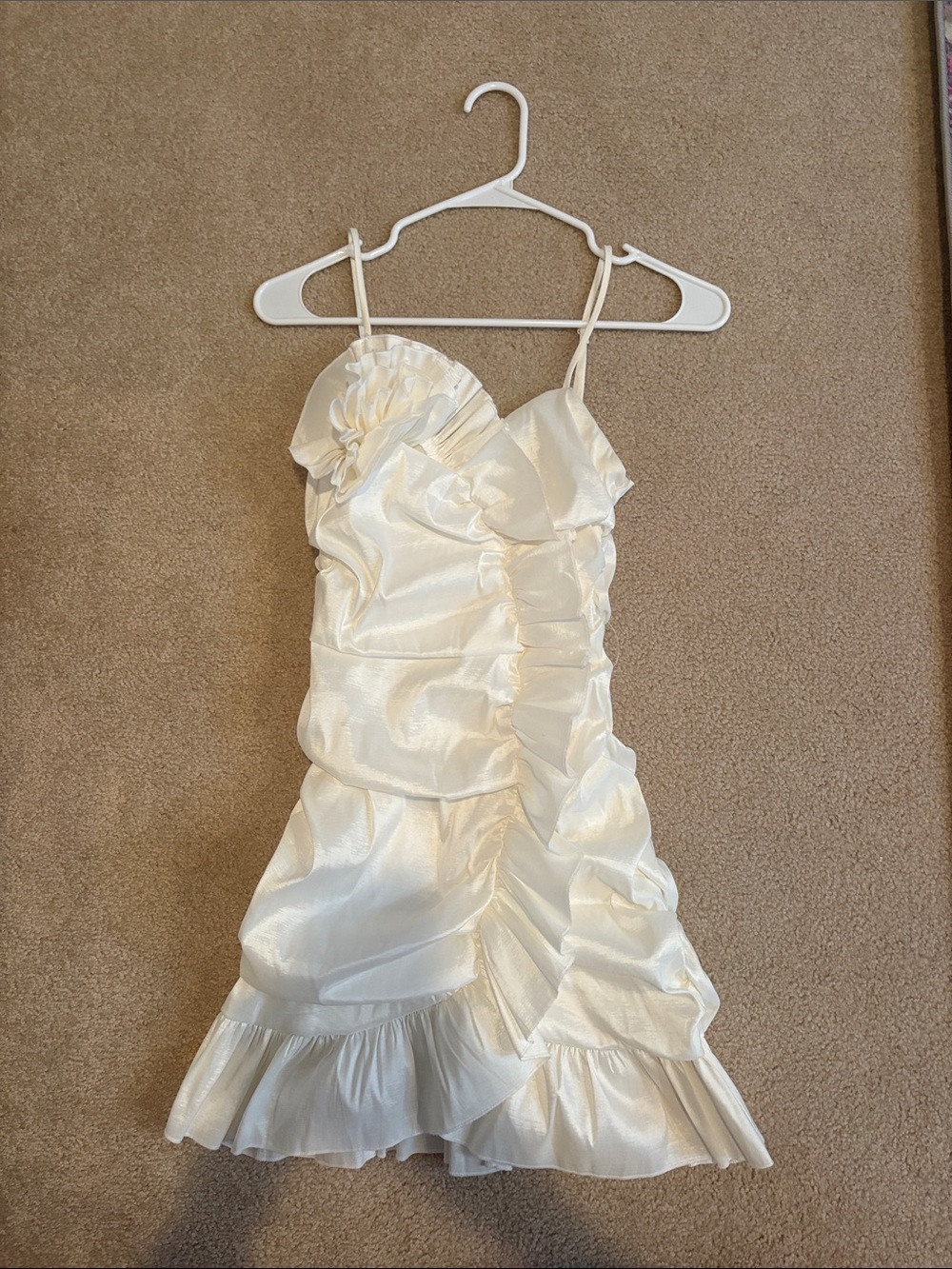 Delicate Ivory Ruffle Mini Dress - Women - Dillards Brank - Fits SML or M